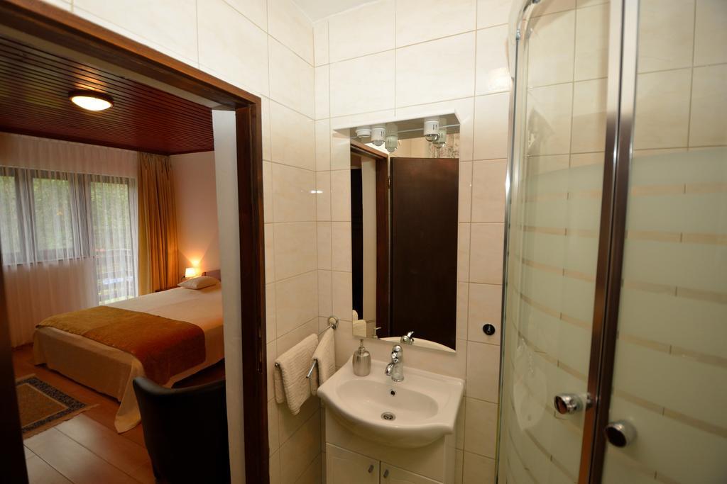 Plitvice Pansion Lovric Hotel Plitvička Jezera Kamer foto